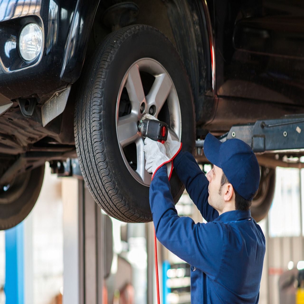 Discover The Top 10 Reasons To Invest In Auto Repair Shop Software